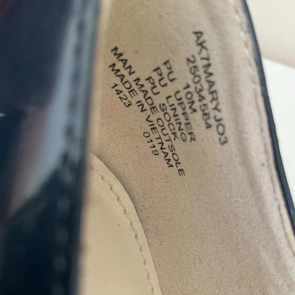 Anne Klein Navy Peep Toe Block Heel Pumps Comfort Classic Size 10M - Picture 9 of 9